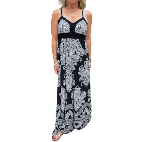 MAXI SUNDRESS IN BLACK AND WHITE - Picture 1 of 4